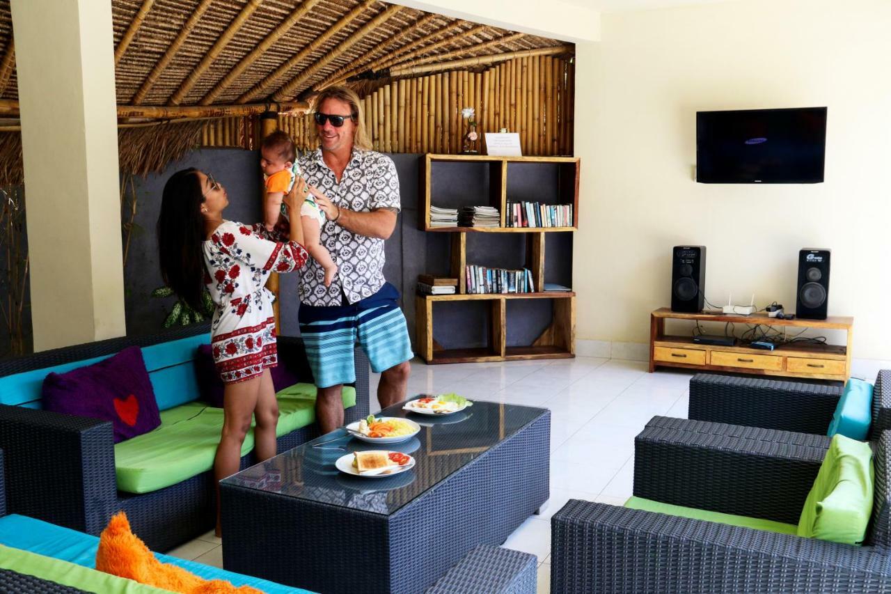 Santai Villa Kuta  Exteriör bild