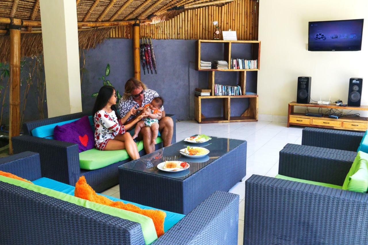 Santai Villa Kuta  Exteriör bild